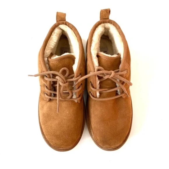 UGG Men's Neumel Suede Chukka Boots in Chestnut - Size 9